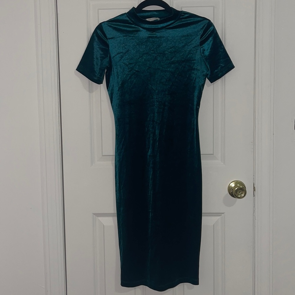 Zara Emerald Green Velvet Bodycon MIDI